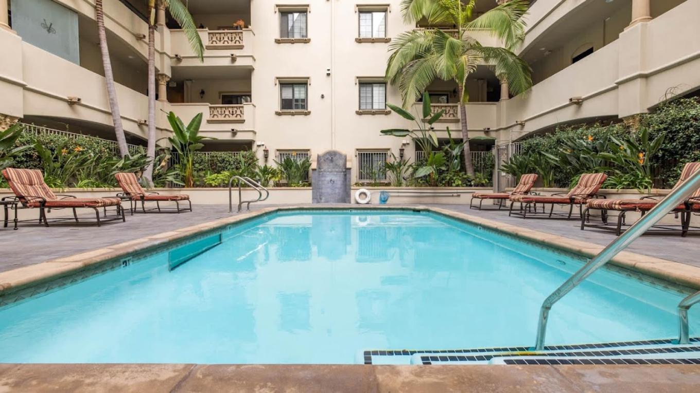 Lala House -1br With Free Parking, Pool, Laundry Appartamento *