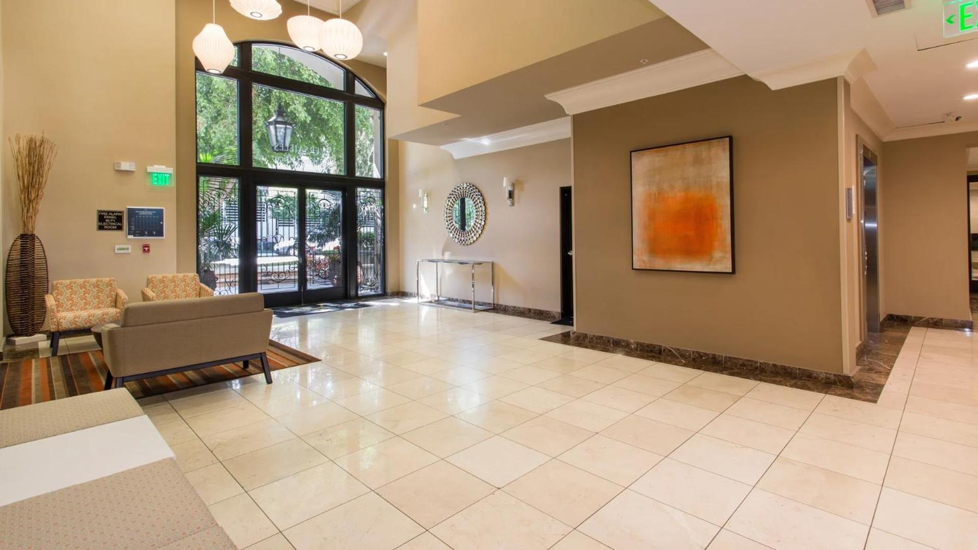 Appartamento Lala House -1br With Free Parking, Pool, Laundry *